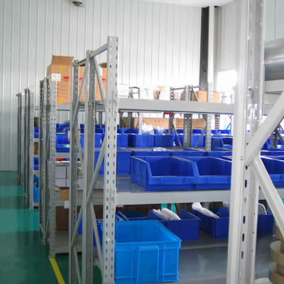 重型仓库货架在普通货物仓储服务中的应用与优势